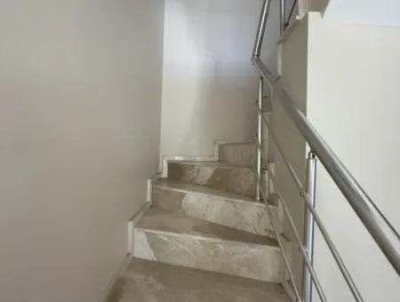 Brandneue 3 1 Maisonette-Wohnung Mit Garten Im Zentrum Von Sığacık – Eine Unumgängliche Gelegenheit!