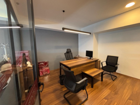 160 M2 Büro/Büro Zu Vermieten In Alsancak Punta Residence!