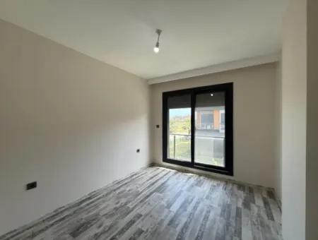 3 In 1 Villa Mit Pool, Garten Und Breiter Nutzung In Doganbey