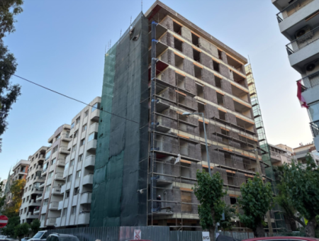 In Der Nähe Der Strasse Alsancak Dutlu, Ecke Zero 24M2 Geschäft Mit Toilette!