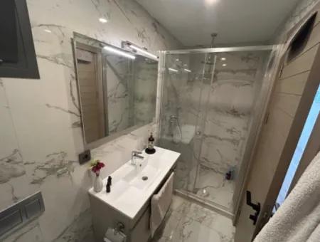 Im Herzen Von Ilıca, 20 Meter Vom Strand Entfernt, Im Komfort Eines Hotels, Haben Wir Plätze In 1 0 Residenzen.