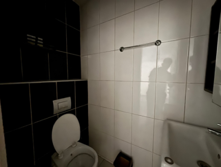 110M2 Büro Zu Vermieten In Der Nähe Von Konak Çankayada 1. Stock Börsengebäude!