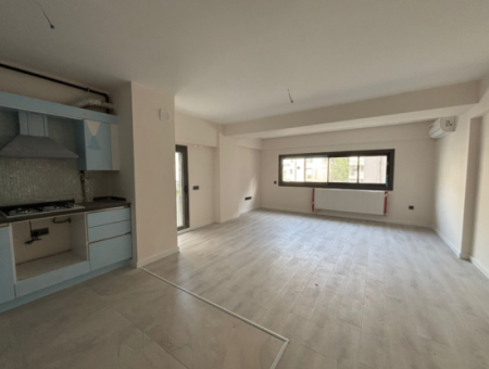 Alsancak Şair Eşrefte 3Rd Floor Zero Building 2 1 2 Wc Li Arbeitsplatz Für Ärzte!