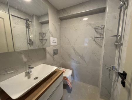 Alsancak Şair Eşrefte 3Rd Floor Zero Building 2 1 2 Wc Li Arbeitsplatz Für Ärzte!