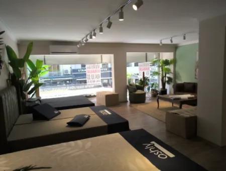 Alsancak Sevinc Patisserie Yani – Büro Zu Vermieten Mit Glasvitrine