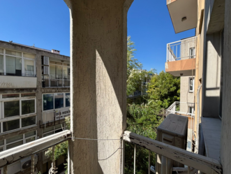 1 1 Kostenlose Mietwohnung Mit Aufzug In Der Nähe Der Alsancak-Moschee!