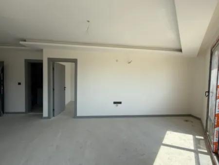Luxuriöse Und Moderne 1 1 Wohnung In Seferihisar Çolakibrahimbey Nachbarschaft
