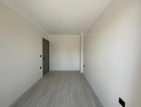 Luxuriöse Und Moderne 1 1 Wohnung In Seferihisar Çolakibrahimbey Nachbarschaft