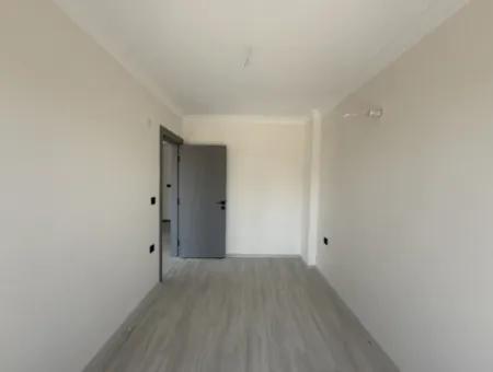 Luxuriöse Und Moderne 1 1 Wohnung In Seferihisar Çolakibrahimbey Nachbarschaft