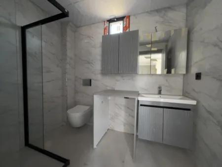 Luxuriöse Und Moderne 1 1 Wohnung In Seferihisar Çolakibrahimbey Nachbarschaft