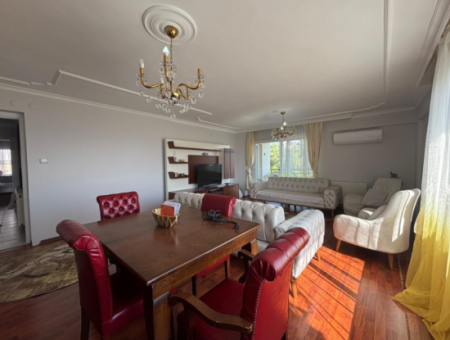 3 1 150M2 Wohnung Zu Vermieten Mit Kombi-Kessel In Bornova Evka 3 Meereslage!