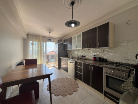 3 1 150M2 Wohnung Zu Vermieten Mit Kombi-Kessel In Bornova Evka 3 Meereslage!