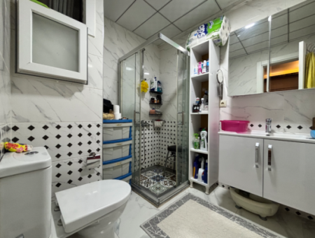 Komfortable Maisonette-Wohnung Zum Verkauf In Der Nachbarschaft Seferihisar Hidirlik