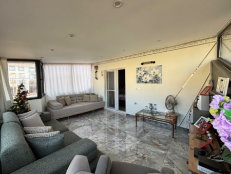 Komfortable Maisonette-Wohnung Zum Verkauf In Der Nachbarschaft Seferihisar Hidirlik
