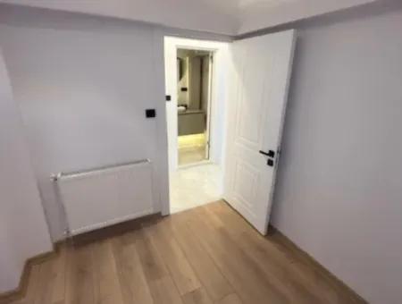 Geräumige Wohnung Mit Kompletter Renovierung In Fussläufiger Entfernung Zur U-Bahn Gegenüber Der Murat Reis Grundschule