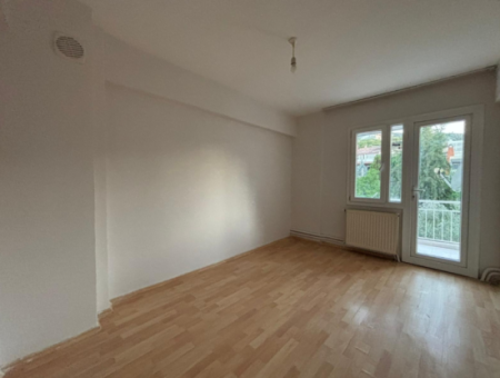 Narlıdere Huzur Mahalellenda Metro In Der Nähe Von 3 1 Wohnung Zu Vermieten