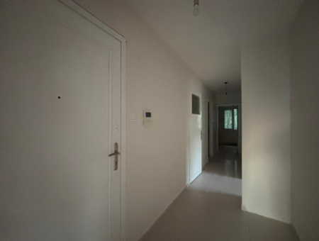 Narlıdere Huzur Mahalellenda Metro In Der Nähe Von 3 1 Wohnung Zu Vermieten