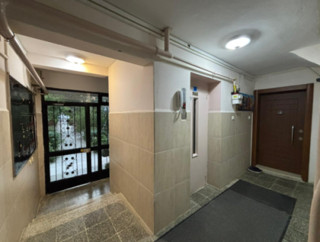 Narlıdere Huzur Mahalellenda Metro In Der Nähe Von 3 1 Wohnung Zu Vermieten