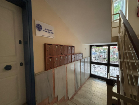 Alsancak Architekt Sinanda Kostenlose 3 1 3. Stock Gelegenheit Wohnung Zu Verkaufen!