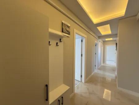 2 In 1 Wohnung Mit Luxuriöser Architektur In Seferihisar Çolakibrahimbey