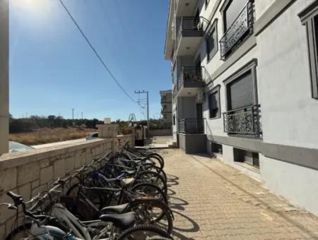 4 2 Maisonette-Wohnungen Zu Vermieten – Seferihisar, Prestigeträchtige Lage Mit Natur- Und Meerblick