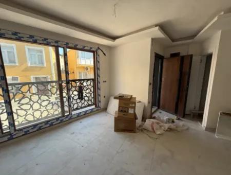 Brandneue Freistehende Villa Zum Verkauf Im Camikebir Viertel Seferihisar – Unabhängiges Wohnen Im Stadtzentrum