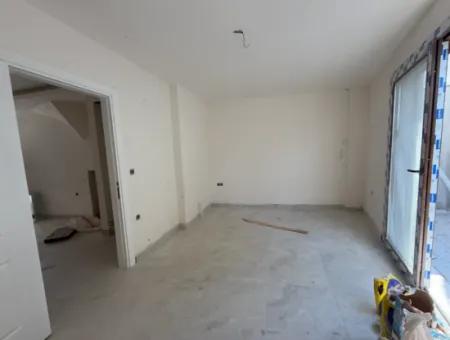 Brandneue Freistehende Villa Zum Verkauf Im Camikebir Viertel Seferihisar – Unabhängiges Wohnen Im Stadtzentrum