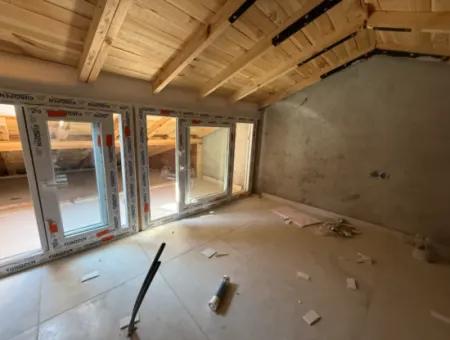 Brandneue Freistehende Villa Zum Verkauf Im Camikebir Viertel Seferihisar – Unabhängiges Wohnen Im Stadtzentrum