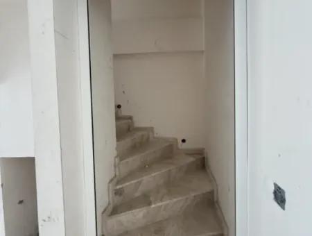 Brandneue Freistehende Villa Zum Verkauf Im Camikebir Viertel Seferihisar – Unabhängiges Wohnen Im Stadtzentrum