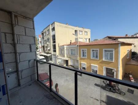 Brandneue Freistehende Villa Zum Verkauf Im Camikebir Viertel Seferihisar – Unabhängiges Wohnen Im Stadtzentrum
