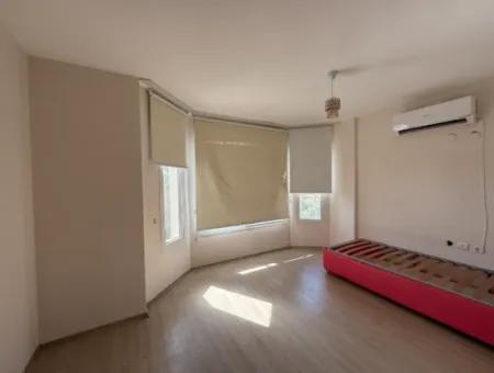 Seferihisar Yeşilkent Sitesi – Freistehende Villa Zu Vermieten