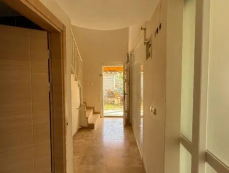 Seferihisar Yeşilkent Sitesi – Freistehende Villa Zu Vermieten