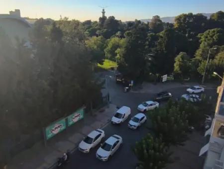Erdgas 3 1 Wohnung Mit Aufzug Mit Blick Auf Die Grüne Natur Der Messe
