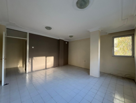 11 Wohnung Zu Mieten Mit Aufzug Gegenüber Dem Privaten Krankenhaus Alsancak!