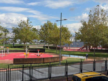 Villenwohnung Mit Eckparkplatz Auf Dem Quarantäneplatz Küçükyali Ohne Dunkelkammer