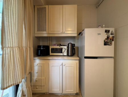 Alsancak Poet Eşref Boulevard 3 1 115M2 Wohnung Zu Vermieten!