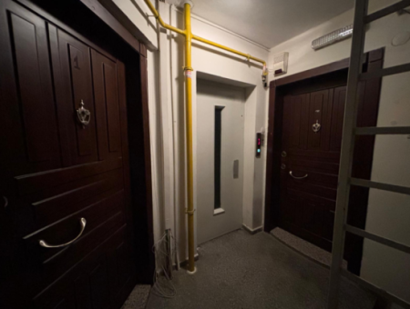 Alsancak Poet Eşrefte 1.Floor 3 1 Wohnung Zum Verkauf Mit Schild!