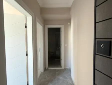 In Der Nähe Des Staatlichen Krankenhauses Von Seferihisar, Neu, 1 1 Wohnung Zum Verkauf – Mit Tiefgarage, Balkon Und Zentraler Lage
