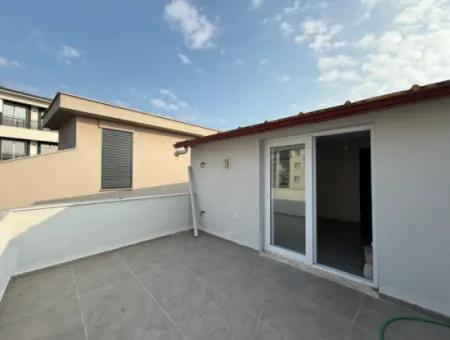 Maisonette-Wohnung Zur Miete Mit Fussbodenheizung Und Terrasse Im Stadtzentrum Von Seferihisar