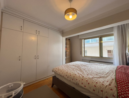 Wohnung Zum Verkauf Mit Parkplatz Im 3. Stock 3 1 Genç Gebäude In Der Alsancak Dutlu Strasse!