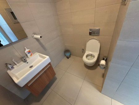 133 M² Arbeitsplatz Zu Mieten Mit 2 1 Vat Im Bayrakli-Turm!