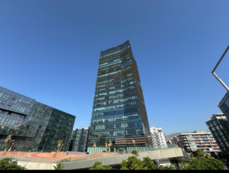133 M² Arbeitsplatz Zu Mieten Mit 2 1 Vat Im Bayrakli-Turm!
