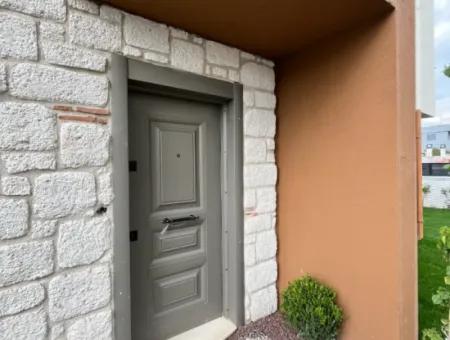 Komfort, Geräumigkeit Und Frieden Gemeinsam In Seferihisar