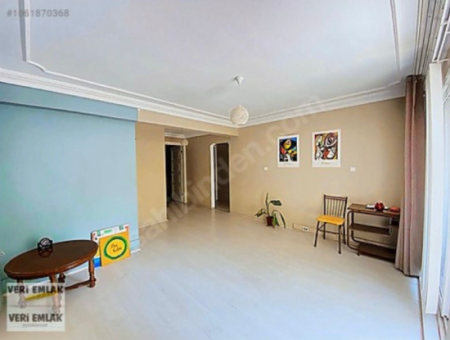 Wohnung Zu Mieten In Der Nähe Der Alsancak-Moschee, 1. Stock 2, 1 Klimatisierte Wohnung Mit Aufzug!