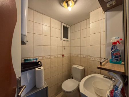 4. Stock, Gut Gepflegte Wohnung Zu Mieten Mit 3 1 Parkplätzen In Alsancak Poet Eşref!