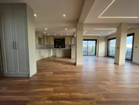 Seferihisar Bahçeşehir – Luxusvilla Mit Privatlebenskonzept