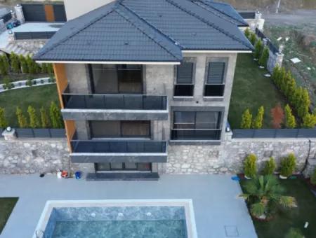 Seferihisar Bahçeşehir – Luxusvilla Mit Privatlebenskonzept