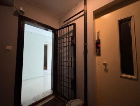 Wohnung Zu Mieten In Der Nähe Der Alsancak-Moschee, 1. Stock 2, 1 Klimatisierte Wohnung Mit Aufzug!