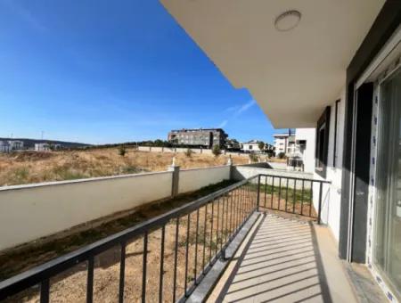 2 1 Gartenwohnung In Der Seferihisar Gözsüzler Strasse