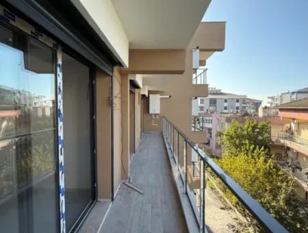 2 1 Wohnung Zum Verkauf In Seferihisar Camikebir – İzmir Strasse